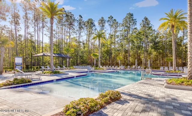 381 MURPHYS Drive, St. Johns, FL 32259
