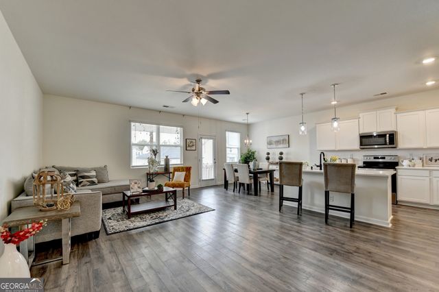 159 Mead Court, Hoschton, GA 30548