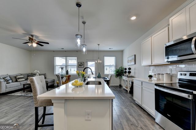 159 Mead Court, Hoschton, GA 30548