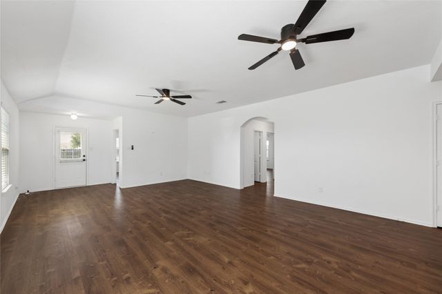 402 Andalusian Trail, Celina, TX 75009