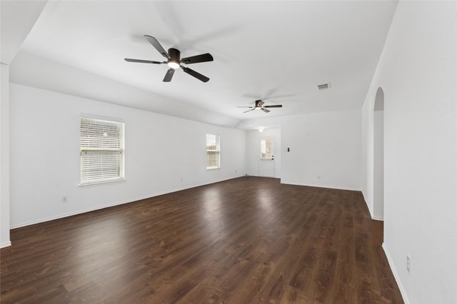 402 Andalusian Trail, Celina, TX 75009
