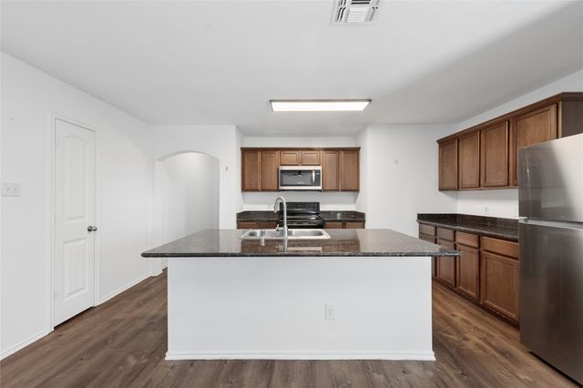 402 Andalusian Trail, Celina, TX 75009