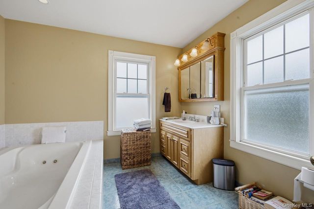 155 Smith Avenue, Islip, NY 11751