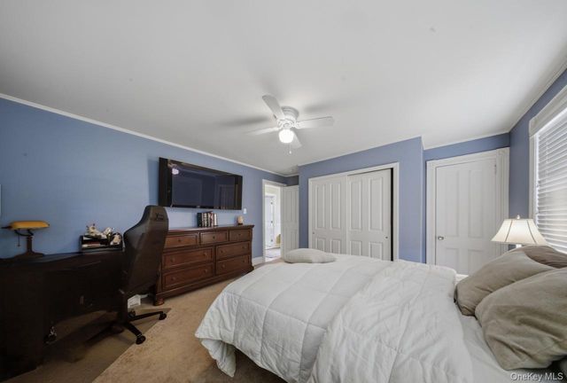 155 Smith Avenue, Islip, NY 11751