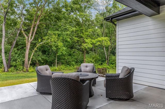 100 Enclave Terrace Court, Weldon Spring, MO 63304