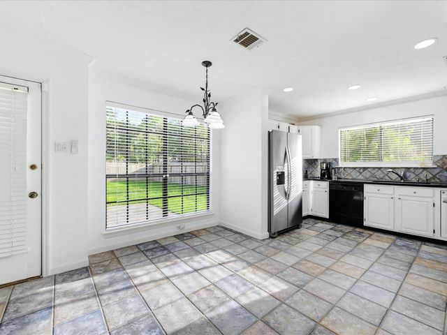 1402 Thornwood Lane, Houston, TX 77062