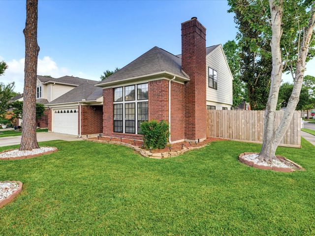 1402 Thornwood Lane, Houston, TX 77062