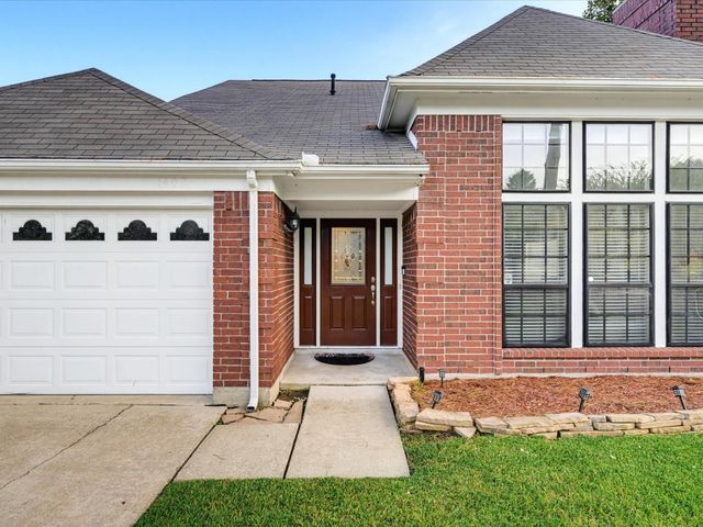 1402 Thornwood Lane, Houston, TX 77062