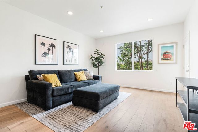 13200 Pacific Promenade 210, Playa Vista, CA 90094