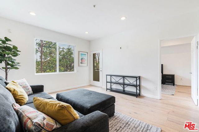 13200 Pacific Promenade 210, Playa Vista, CA 90094
