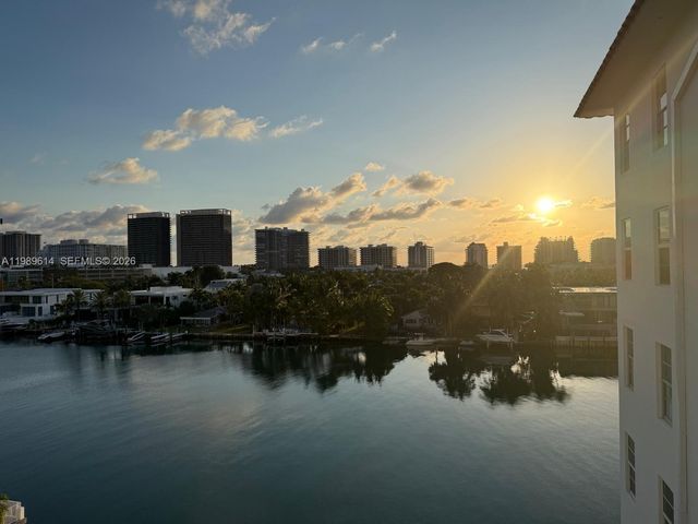 9341 E Bay Harbor Dr 6C, Bay Harbor Islands, FL 33154