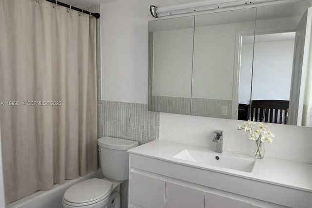 9341 E Bay Harbor Dr 6C, Bay Harbor Islands, FL 33154