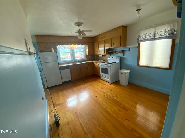 1944 Norway Street, Bristol, VA 24201