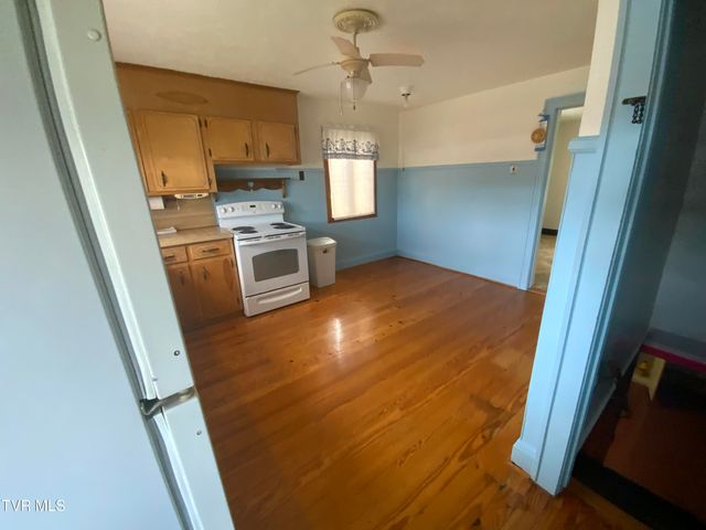 1944 Norway Street, Bristol, VA 24201