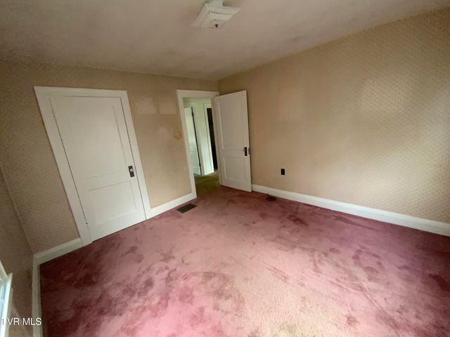 1944 Norway Street, Bristol, VA 24201