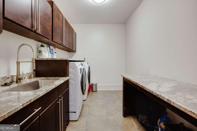 2041 Lakewood Manor Drive, Watkinsville, GA 30677