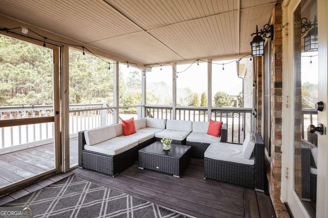 2041 Lakewood Manor Drive, Watkinsville, GA 30677