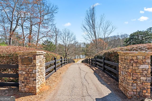 2041 Lakewood Manor Drive, Watkinsville, GA 30677