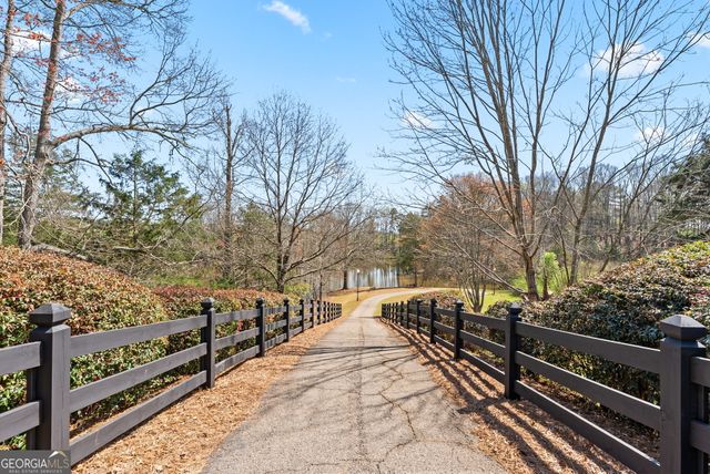 2041 Lakewood Manor Drive, Watkinsville, GA 30677