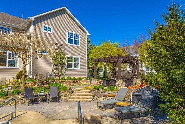 4403 Kilchurn Circle, Valparaiso, IN 46383