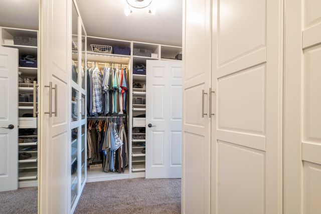 4403 Kilchurn Circle, Valparaiso, IN 46383