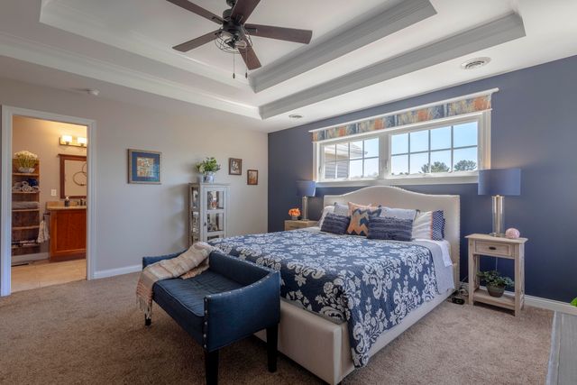 4403 Kilchurn Circle, Valparaiso, IN 46383