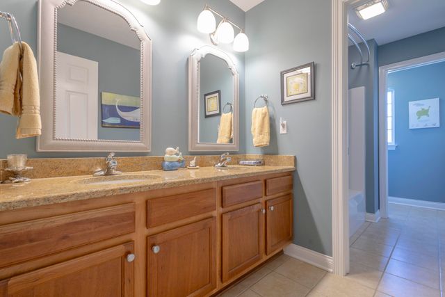 4403 Kilchurn Circle, Valparaiso, IN 46383