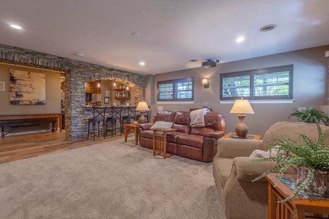 4403 Kilchurn Circle, Valparaiso, IN 46383