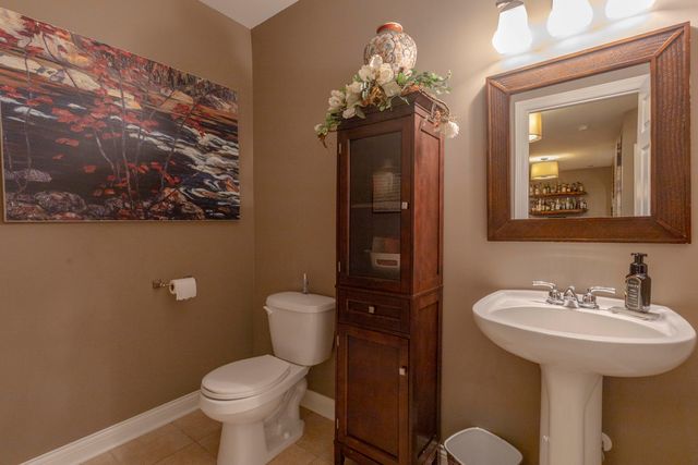 4403 Kilchurn Circle, Valparaiso, IN 46383