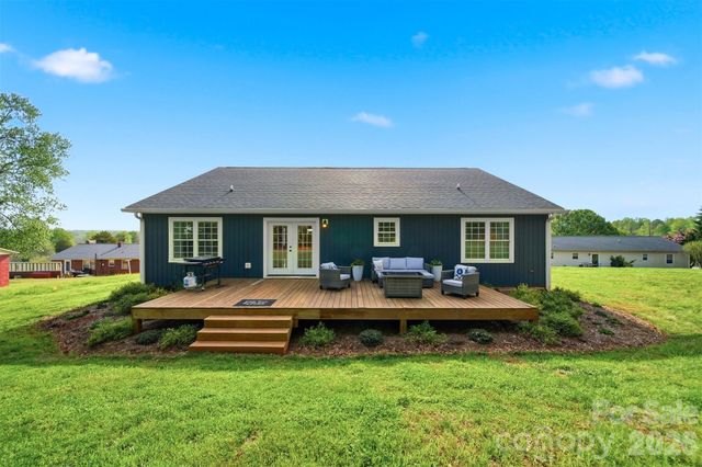 490 Dudley Shoals Road, Granite Falls, NC 28630