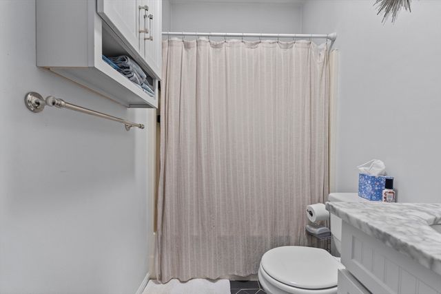 52 H Street 2, Boston, MA 02127