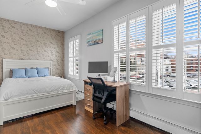 52 H Street 2, Boston, MA 02127