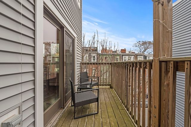 52 H Street 2, Boston, MA 02127