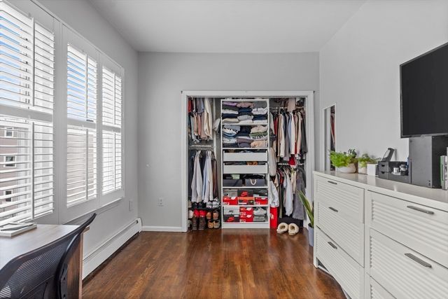 52 H Street 2, Boston, MA 02127
