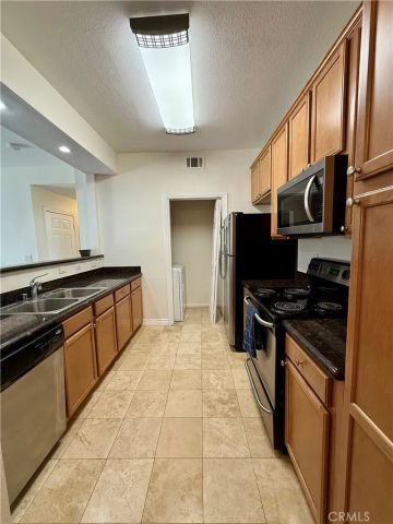 375 Central 113, Riverside, CA 92507