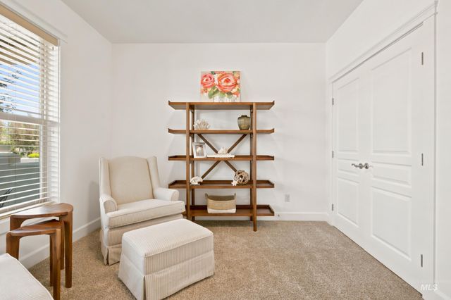 159 E San Pedro St, Meridian, ID 83646