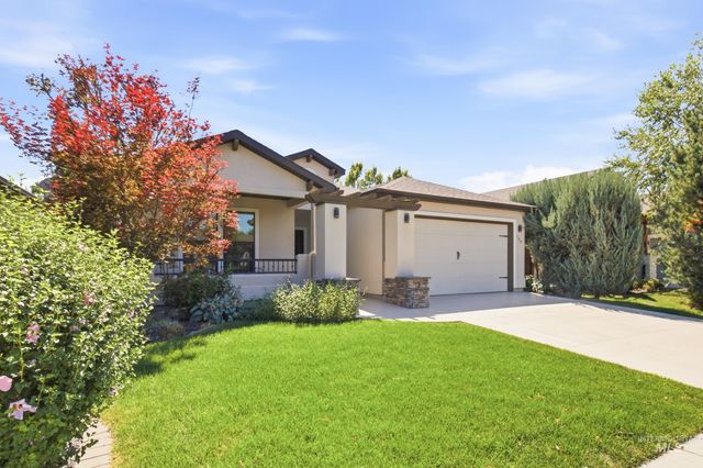159 E San Pedro St, Meridian, ID 83646