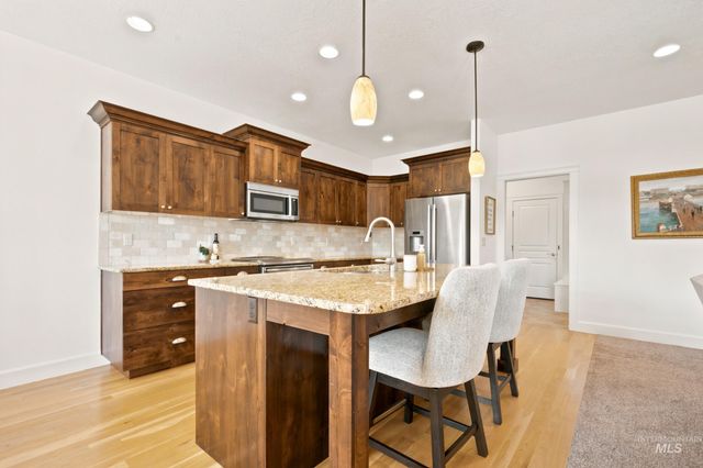 159 E San Pedro St, Meridian, ID 83646