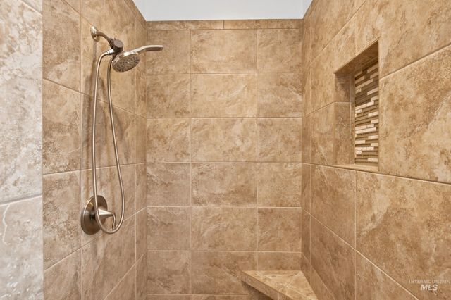 159 E San Pedro St, Meridian, ID 83646
