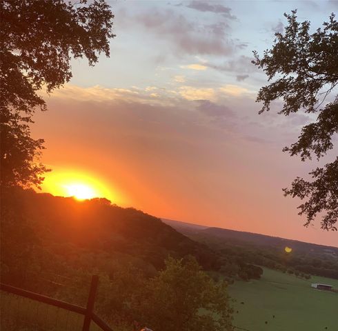 557 Rivercrest Road, Valley Mills, TX 76689