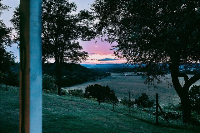 557 Rivercrest Road, Valley Mills, TX 76689