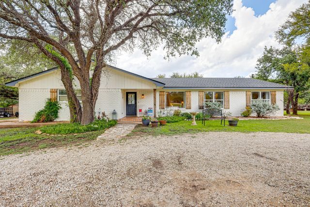 557 Rivercrest Road, Valley Mills, TX 76689