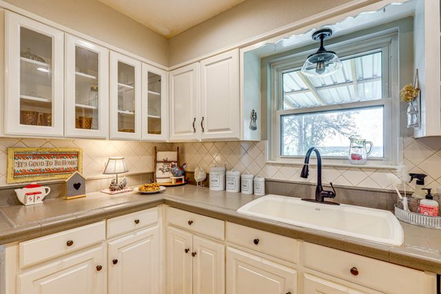 557 Rivercrest Road, Valley Mills, TX 76689