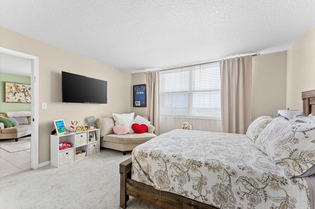 4570 NW 18th Avenue 704, Deerfield Beach, FL 33064