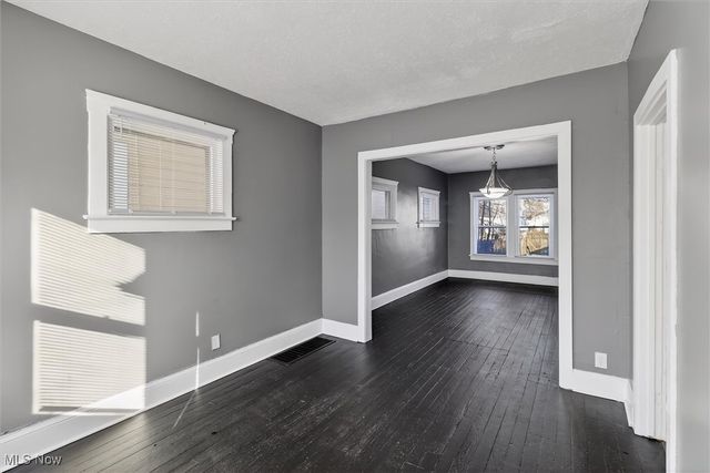 4002 Ardmore Avenue, Cleveland, OH 44109