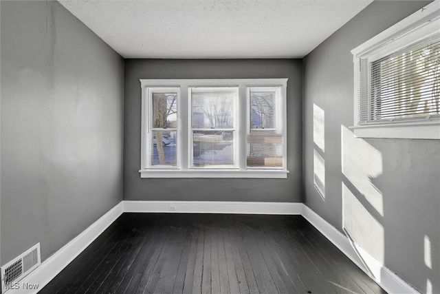 4002 Ardmore Avenue, Cleveland, OH 44109