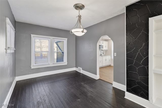 4002 Ardmore Avenue, Cleveland, OH 44109