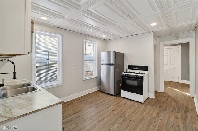 4002 Ardmore Avenue, Cleveland, OH 44109