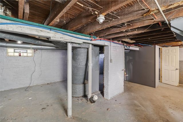 4002 Ardmore Avenue, Cleveland, OH 44109