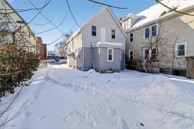 4002 Ardmore Avenue, Cleveland, OH 44109